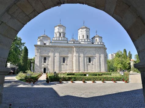 Iasi City Is Absolutely A Touristic Delight Attracting People From All