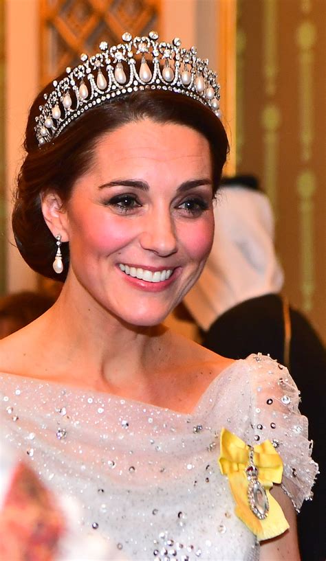 Find the latest kate middleton news including royal baby prince louis plus more on catherine, duchess of cambridge's fashion and dresses. Kate Middleton Dazzles In Sparkling Floor-Length Gown And ...