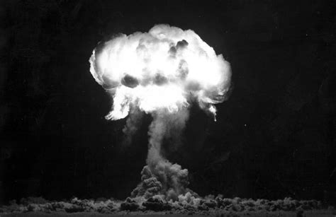 Tafzal Atom Bomb Explosions Amazing Offical Captures