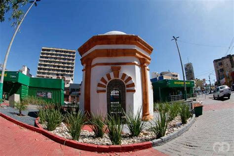 It is located near the geographical centre of brazil and forms the metropolitan area of the state, along with the neighbouring town of várzea grande. Monumentos celebram personagens da história de Cuiabá | TV ...