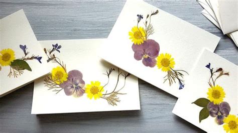 Note Card Set Set Of 4 Handmade Pressed Flower Note Cards Etsy