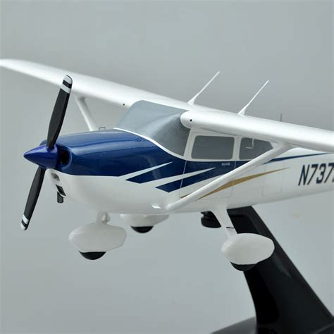 Cessna 172n Skyhawk Custom Model Factory Direct Models