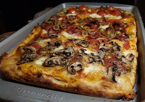 Pizza in teglia alla romana. Thibeault's Table: Pizza in Teglia alla Romana