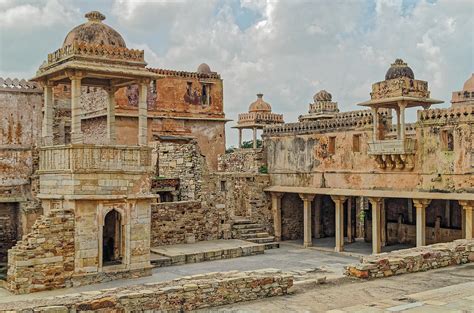 Chittorgarh Fort Rajasthan India Photograph By Tony Crehan