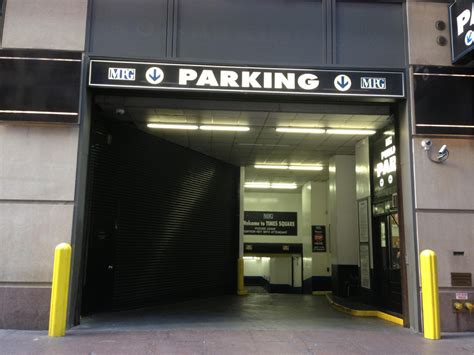 Times Square - Parking in New York | ParkMe