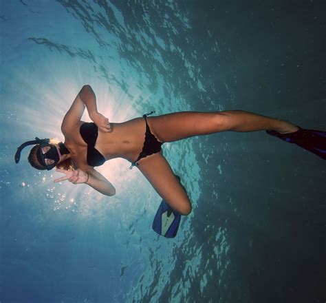 pin by jerome goolsby on underwater people underwater underwater