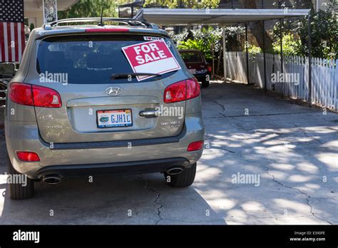 Used Car For Sale By Owner Usa Stock Photo Alamy