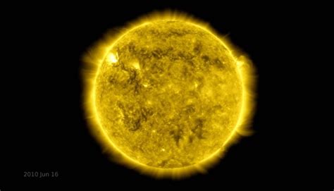 Mesmerizing Time Lapse Captures Nasas Ten Years Of Sun Study Slashgear