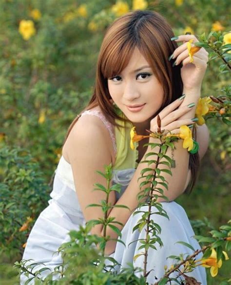 Kanomatakeisuke Wut Hmone Shwe Yee Charming Myanmar Actress
