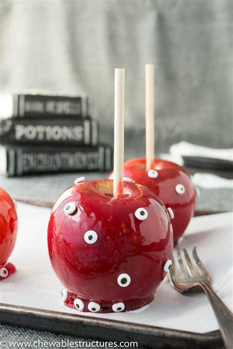 Learn The Easy Way Of How To Make Candy Apples For Halloween Im Using