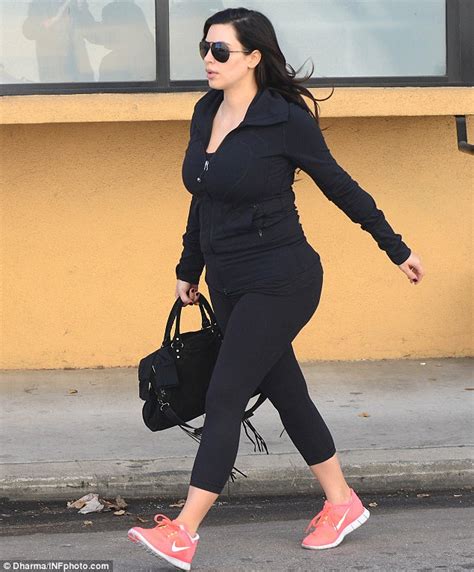 Pregnant And Make Up Free Kim Kardashian Continues Her Exercise Regime