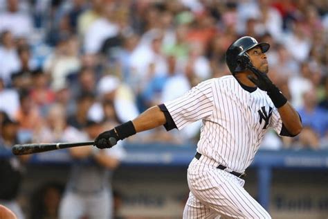 Bernie Williams to Officially Retire from Baseball 9 Years After His ...