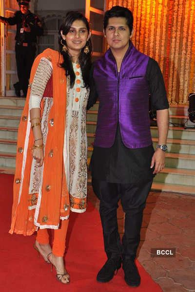 vishal malhotra seen with his wife during udita goswami and mohit suri s wedding ceremony held