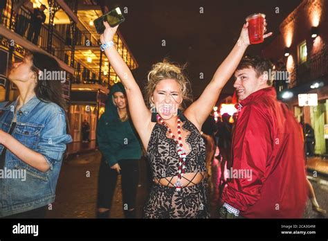 New Orleans 05012018 Nightlife Along Bourbon Street In The French