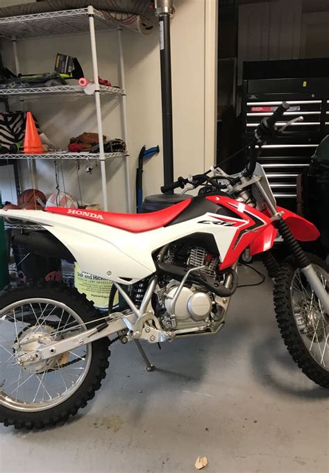 2021 honda crf125f big little bike/little big bike no matter what the sport, you need the right equipment if you're going to play your best. 2017 Honda crf 125 big wheel dirt bike for Sale in ...