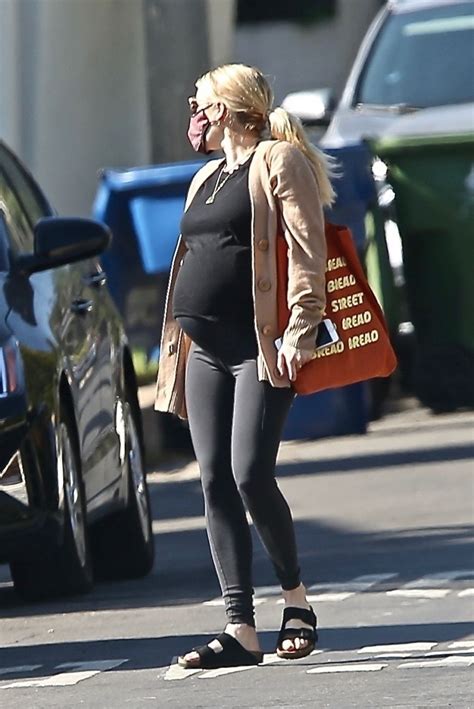 Pregnant Emma Roberts Out Shopping In Los Angeles 11192020 Hawtcelebs