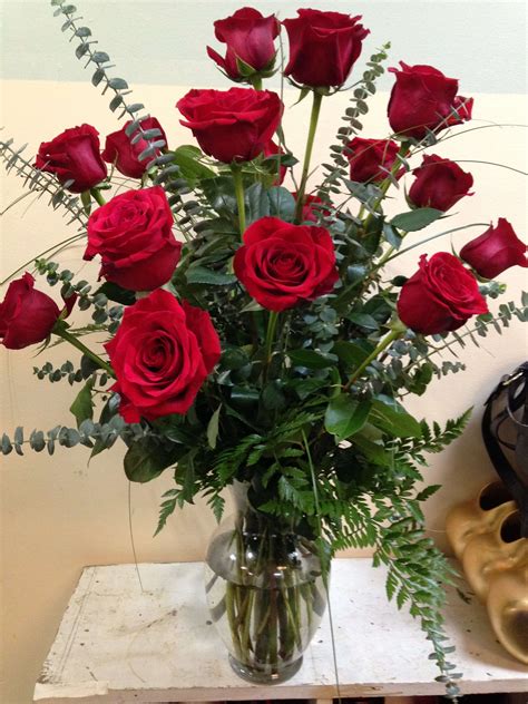 One Dozen Long Stem Red Roses In Platte City Mo Platte City Flowers