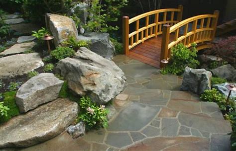 The bamboo garden design does not just focus on plants; Garden Ideas Simple Japanese Small Zen Diy Rock Gardens ...