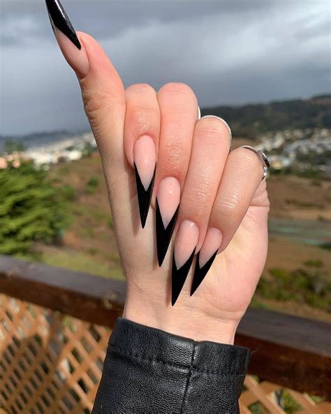 Acrylic Nails Stiletto A Trendy Nail Style In