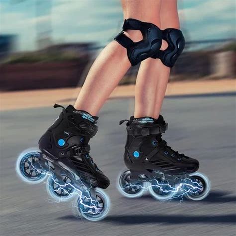 Professional Inline Skates 3 Wheel Large Size At Rs 2200pair इनलाइन