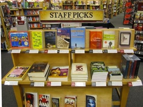 Noblemania School Libraries Start A Student Picks Shelf