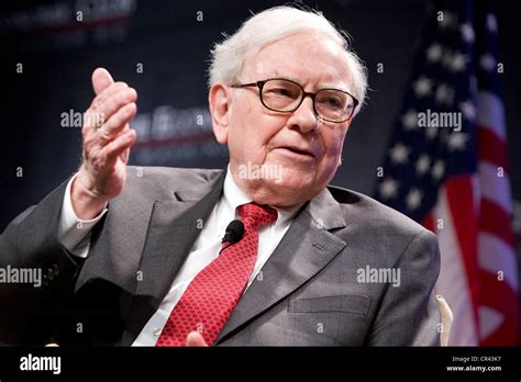 Warren Buffett Ceo Of Berkshire Hathaway Stock Photo Alamy