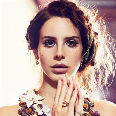 Lana Del Rey Is Perfect Her Music Is Beautiful Lana Del Rey Love Lana Del Rey Songs Lana Del