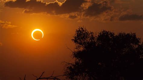 The first solar eclipse of 2021 will be a ring of fire solar eclipse near earth's northern pole on june 10. Annular Solar Eclipse: Ring Of Fire To Mesmerise Skygazers On June 10