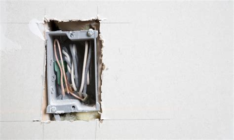 How To Install An Electrical Box With No Stud Mountyourbox