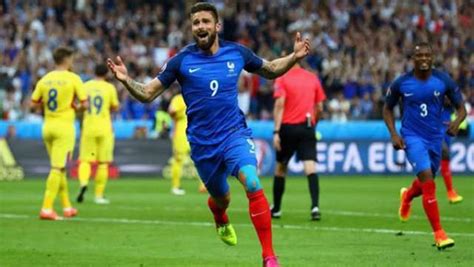 منتخب فرنسا يستعيد كريم بنزيما بعد 6 سنوات. بالصور والفيديو .. الديوك الفرنسية تفوز على رومانيا في ...