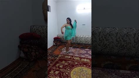 رقص ایرانی زیبا جدید عروس سولماز دختر خانگی در منزل بدون لباس اینستاگرام Girl Dancing