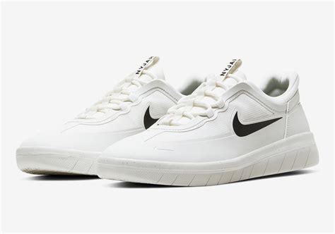 There's no doubt that nyjah is a game changer in the skate scene, and as a polarizing the nyjah 2's upper is a 360 construction featuring a sandblasted rubber compound and added mesh panels; Nike SB Nyjah Free 2 - Skateaffair