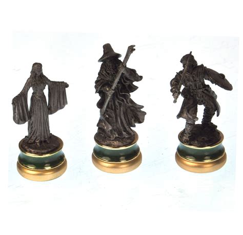 Lord Of The Rings Chess Set Two Tier Glass And Contoured