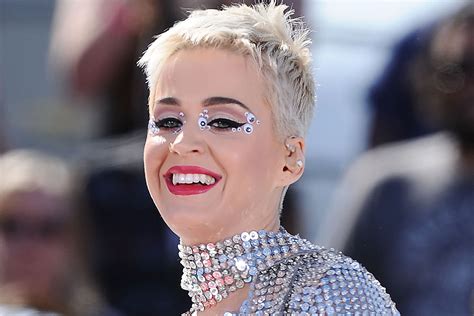 Katy Perry Is Twitters First User To Get 100 Million Followers Page Six