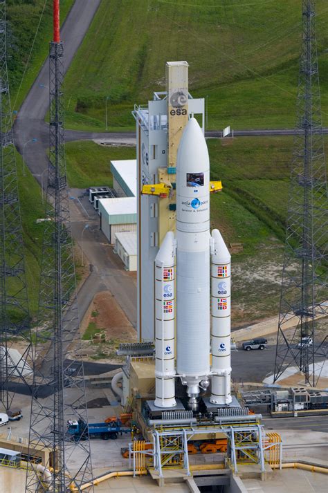 Esa Ariane 5 Es Atv Launcher Arrives At Zl 3
