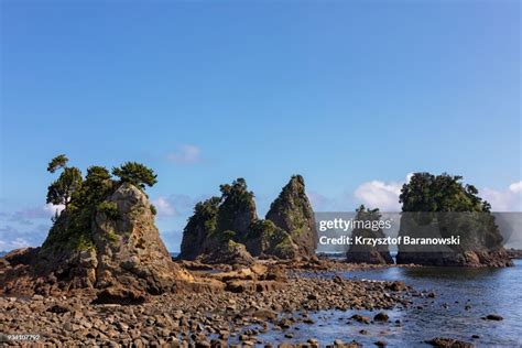 Minokakerocks Izu Peninsula High Res Stock Photo Getty Images