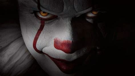 stephen king says the remake of it is beyond expectations as audiences are left screaming