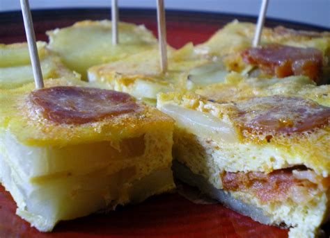 LES METS TISSÉS Cuisine dici et dailleurs TORTILLA POMMES DE TERRE