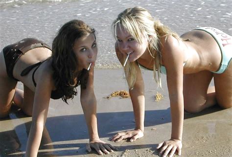 Sex Beautiful Beach Babes By Voyeur Troc Image