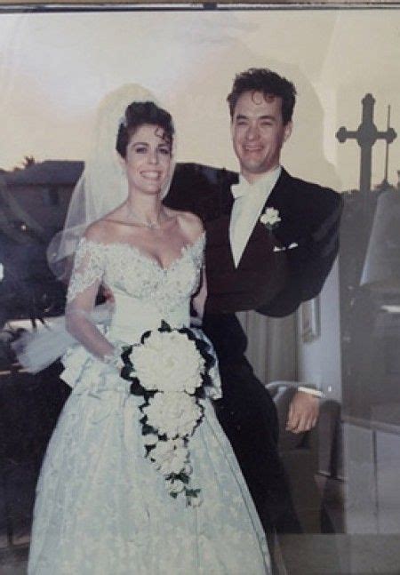 Tom Hanks And Rita Wilson 1988 Famous Wedding Dresses Celebrity Wedding Dresses Celebrity