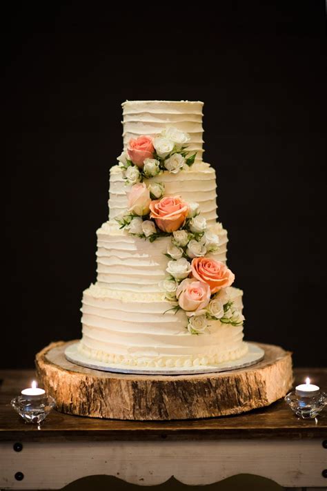 Elegant Foodie Wedding In Brisbane Gorgeous Wedding Cake Foodie