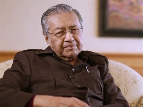 Menteri perumahan dan kerajaan tempatan dan kerajaan malaysia tidak mahu setiap isi rumah terlepas daripada memiliki rumah sendiri. Sokongan Kepada Tun Dr Mahathir Dalam Isu Pilihan Raya ...