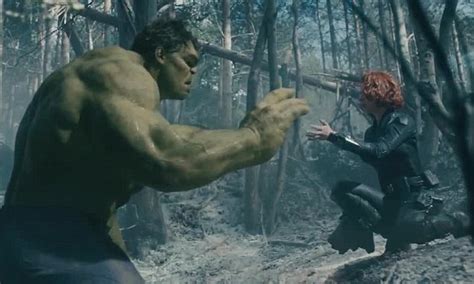 Black Widow Takes Down The Hulk In New Avengers Age Of Ultron Clip
