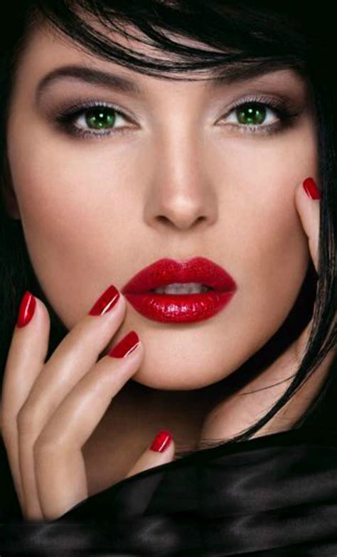 Monica bellucci is the only child of brunella briganti and pasquale bellucci. Pin by DALLAS on steampunk (With images) | Beautiful lips ...