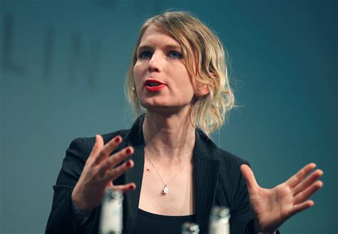 Chelsea Manning Insurgent Bid For Us Senate Is Genuine Cbs News