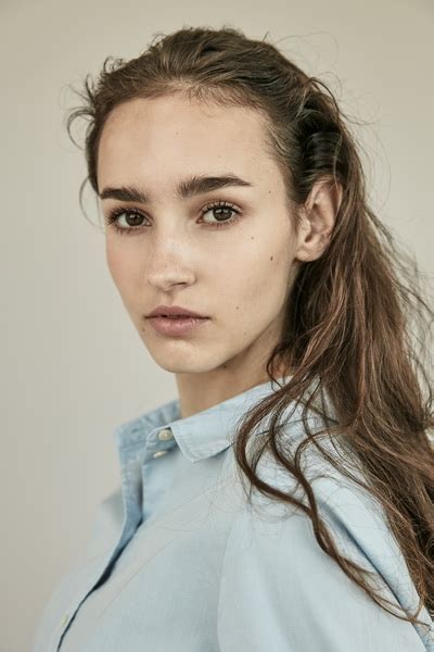 Katerina L QUEST Artists Models