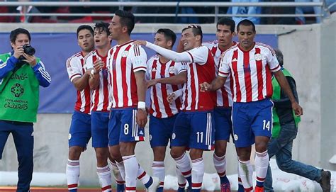 Asimismo, yotún correrá por la banda izquierda, permitiendo que christian cueva vaya a la diagonal, juntándose al medio con el 'cuy' sánchez para hacer travesuras. Uruguay empató 1-1 con Paraguay y avanza a cuartos de ...