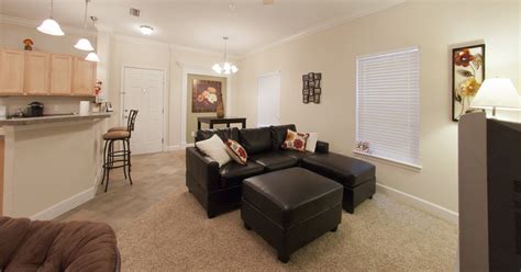 The perfect 1 bed apartment is easy to find with apartment guide. Stratford Court Luxury 1 Bedroom Apartments in Gainesville ...