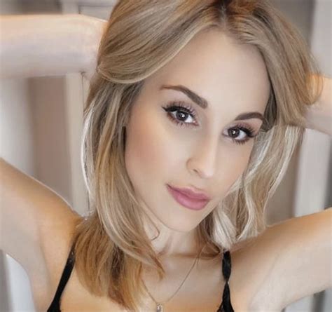 How Icu Nurse Allie Rae Quit Her Job And Started Earning Six Figure Salary With Only Fans