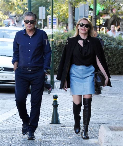 Με την θεσσαλονίκη συνδέθηκε το live news με τον νίκο ευαγγελάτο, το απόγευμα της παρασκευής, όπου και είχαν συγκεντρωθεί περί. Νίκος Ευαγγελάτος - Τατιάνα Στεφανίδου: Βόλτα για δυο στην ...